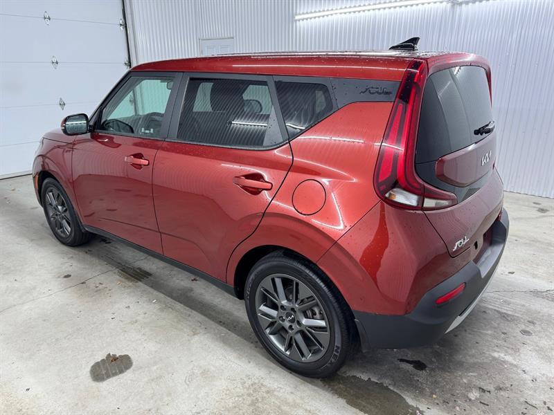 2022 Kia Soul - Image 8