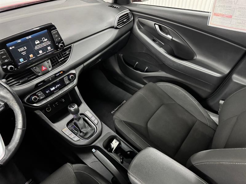 2020 Hyundai Elantra - Image 21