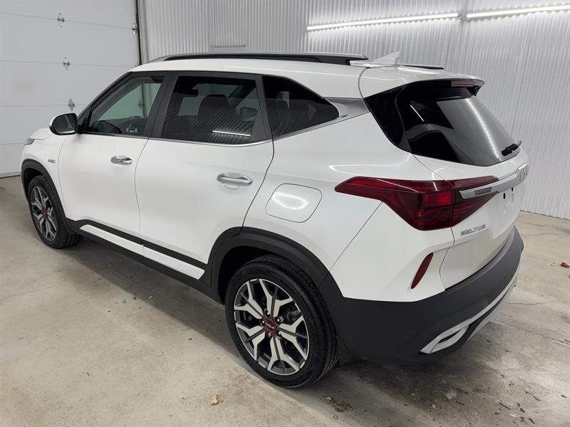 2022 Kia Seltos - Image 7