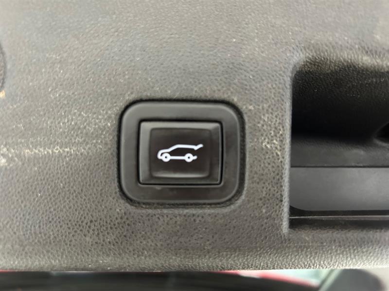 2024 Chevrolet Equinox - Image 18