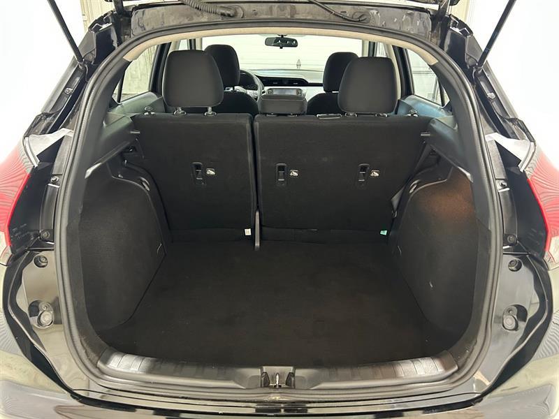 2023 Nissan Kicks - Image 14