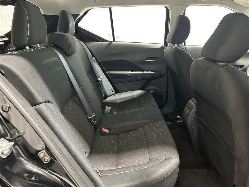 2023 Nissan Kicks - Image 16