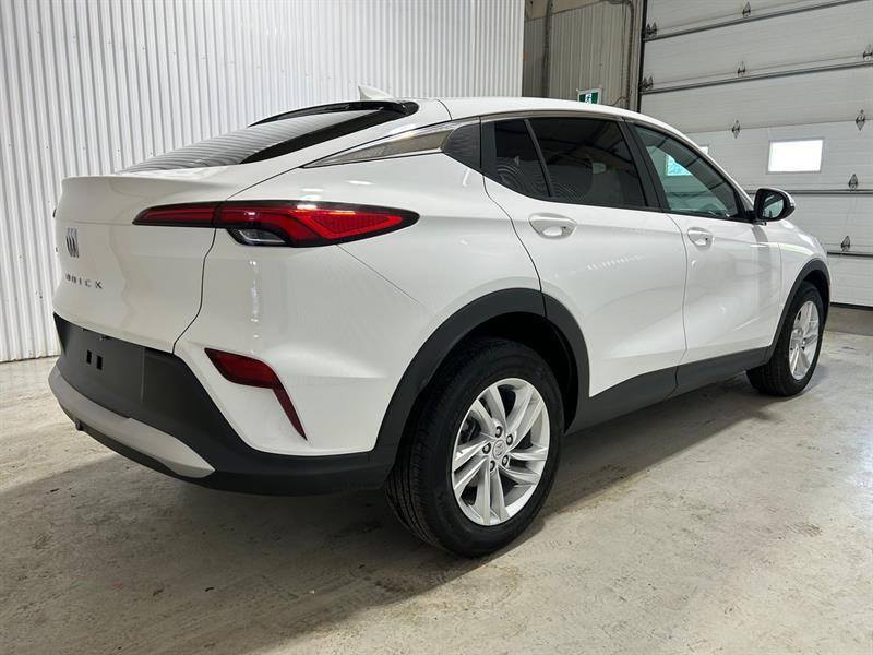 2024 Buick Envista - Image 5