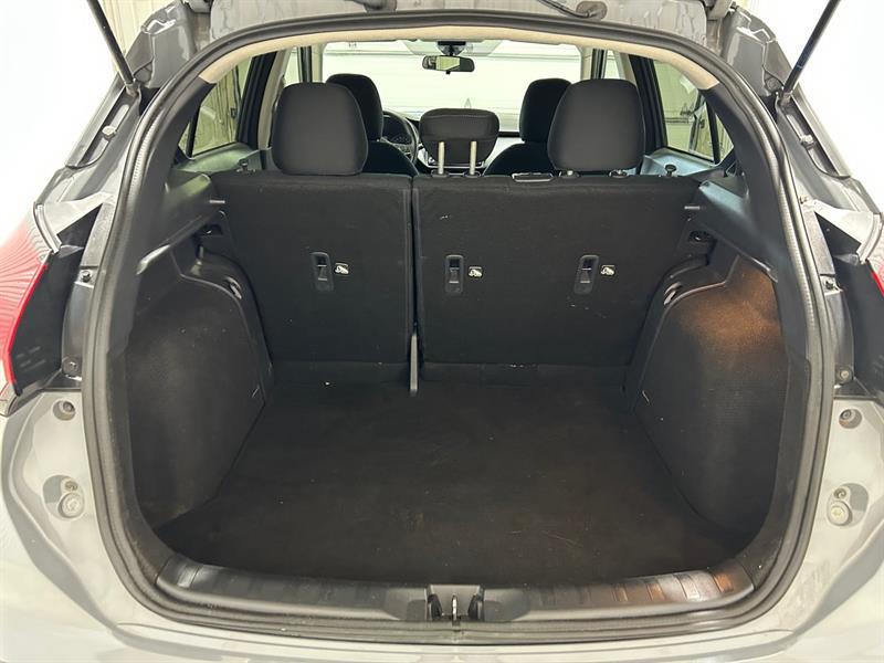 2024 Nissan Kicks - Image 14