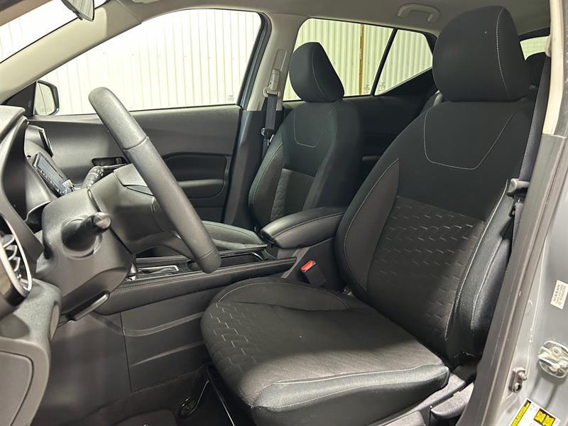 2024 Nissan Kicks - Image 20