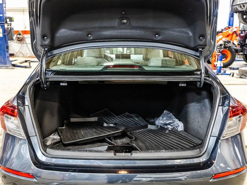 2025 Honda Civic - Image 15