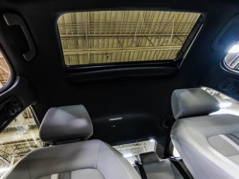 2025 Honda Civic - Image 18