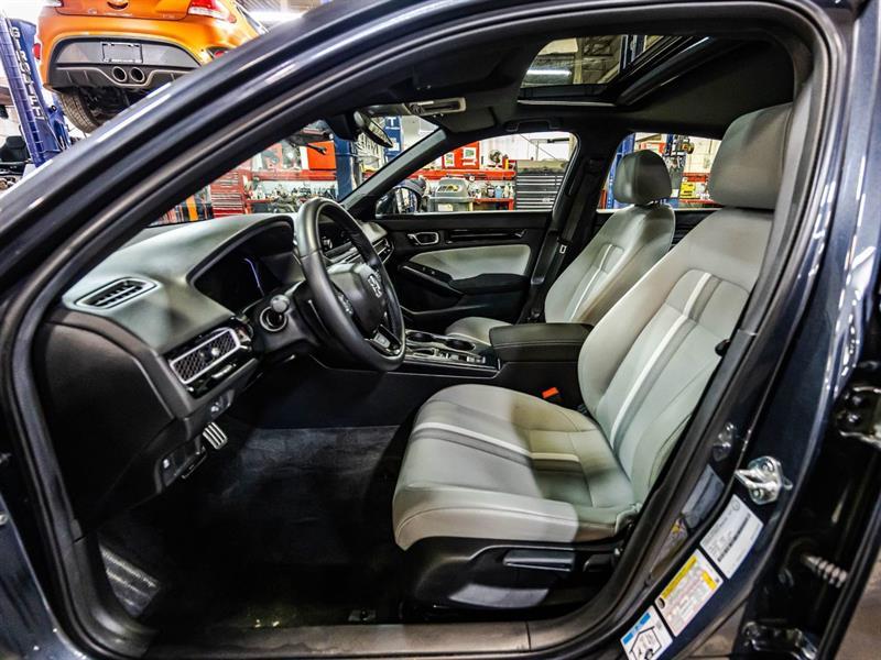 2025 Honda Civic - Image 19