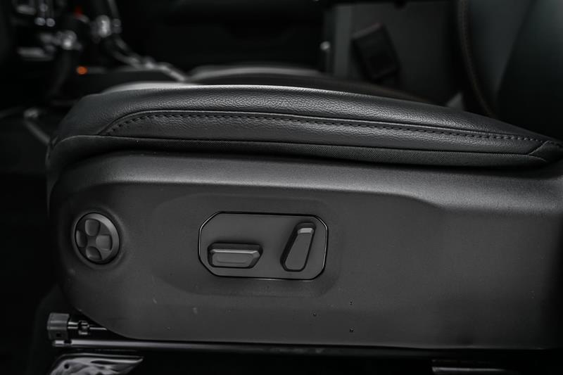 2026 Jeep Wrangler - Image 13