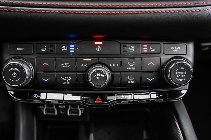 2026 Dodge Durango - Image 19