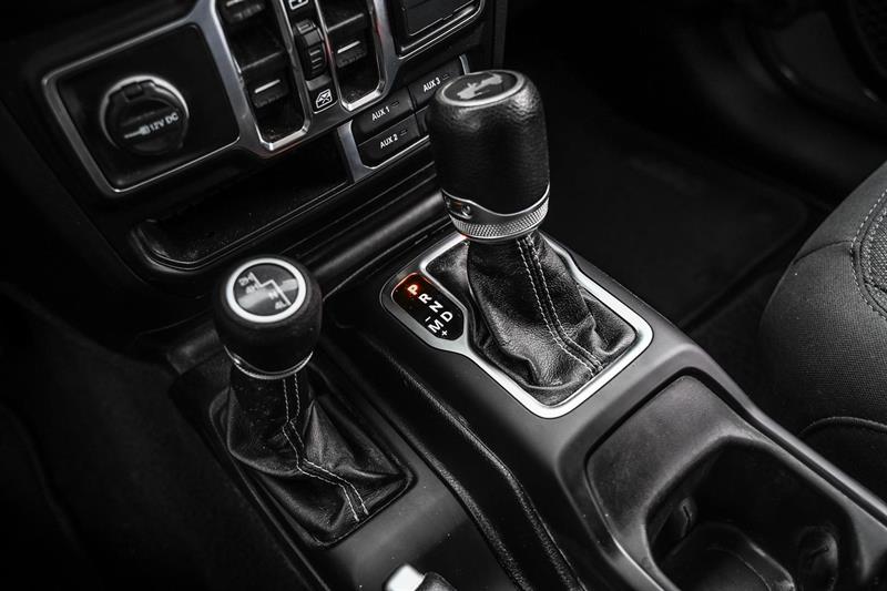 2020 Jeep Wrangler - Image 13