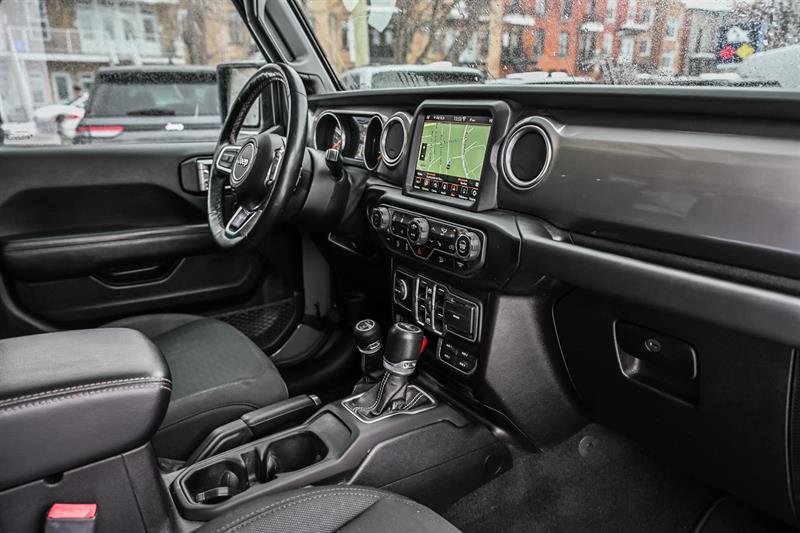 2020 Jeep Wrangler - Image 24