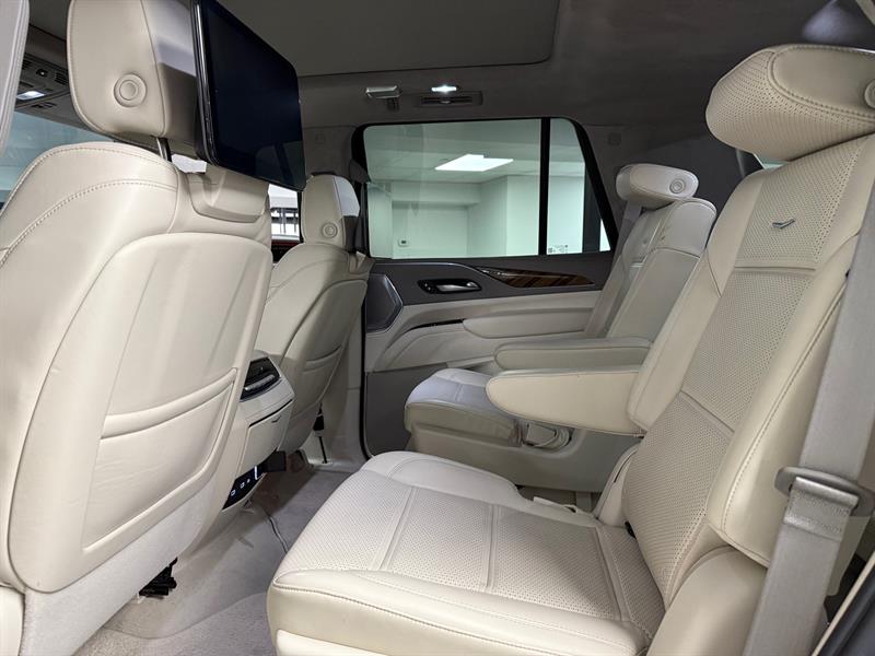 cadillac Escalade 2022 - 12