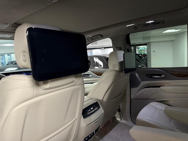 cadillac Escalade 2022 - 23