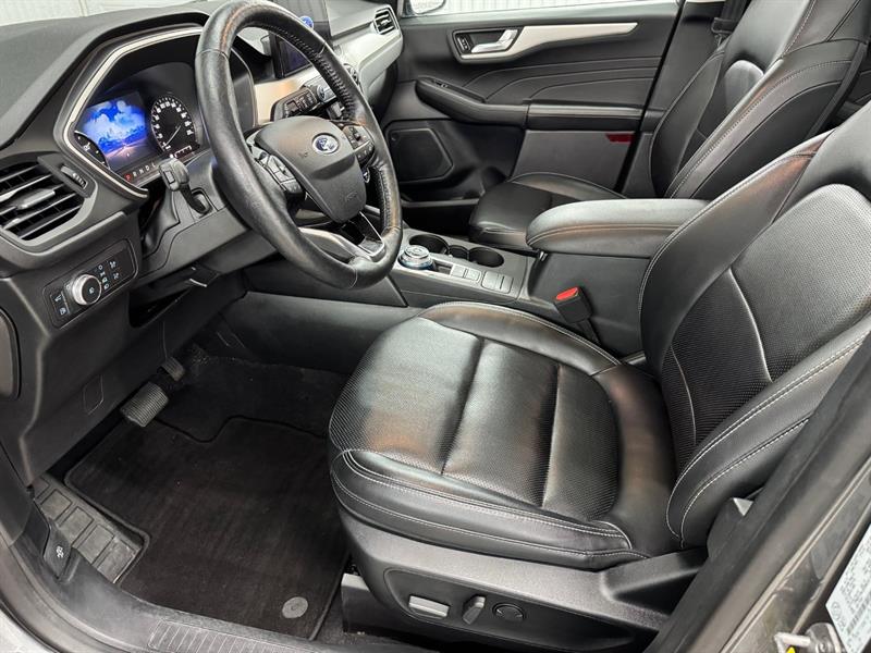 ford Escape 2021 - 24