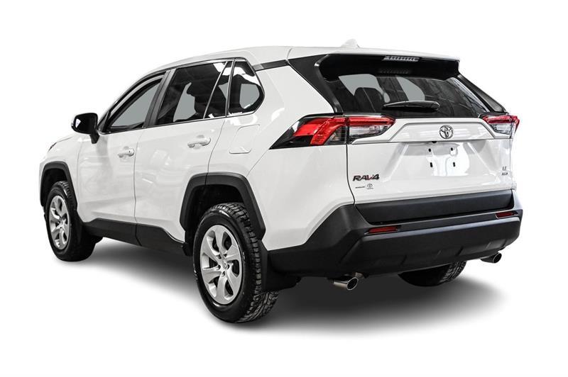 2022 Toyota RAV4 - Image 10