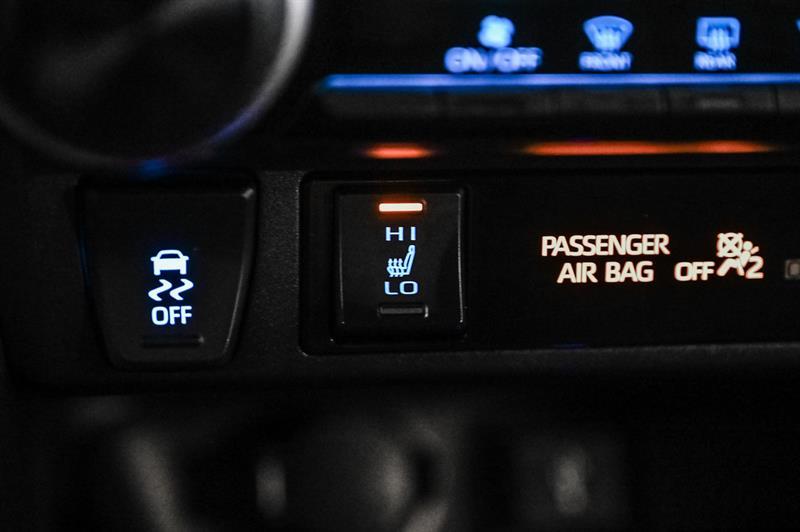 2022 Toyota RAV4 - Image 25