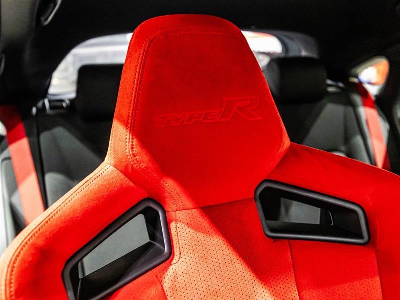 2025 Honda Civic - Image 18