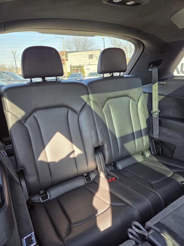 2018 Audi Q7 - Image 15