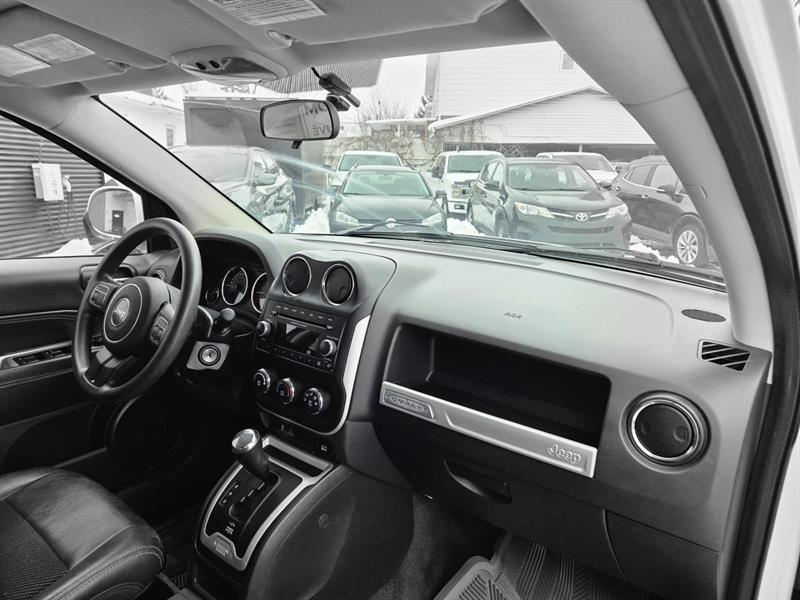 2015 Jeep Compass - Image 10