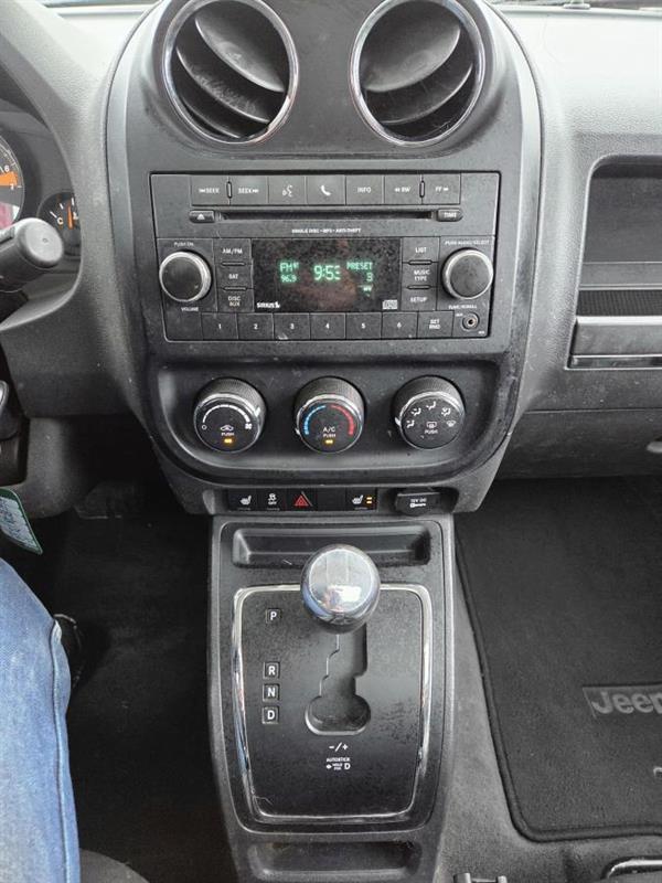 2017 Jeep Patriot - Image 19