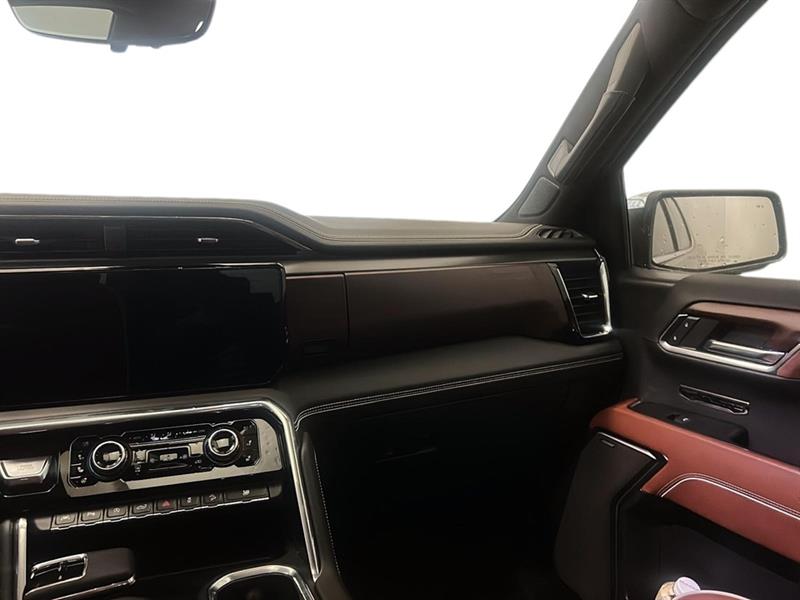 gmc Denali ULTIMATE SWB 2024 - 19
