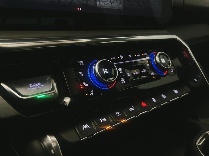 gmc Denali ULTIMATE SWB 2024 - 28