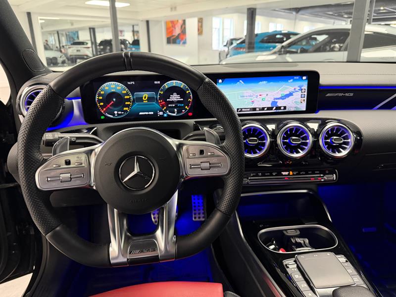 mercedes-benz AMG A 35 2022 - 16