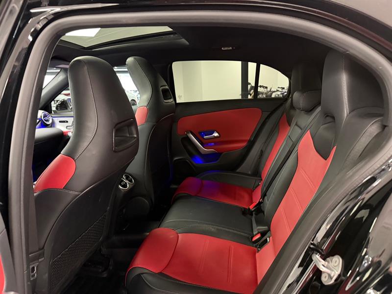 mercedes-benz AMG A 35 2022 - 29
