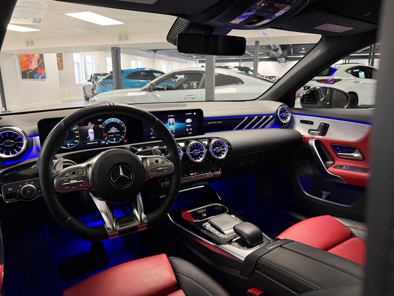 mercedes-benz AMG A 35 2022 - 33