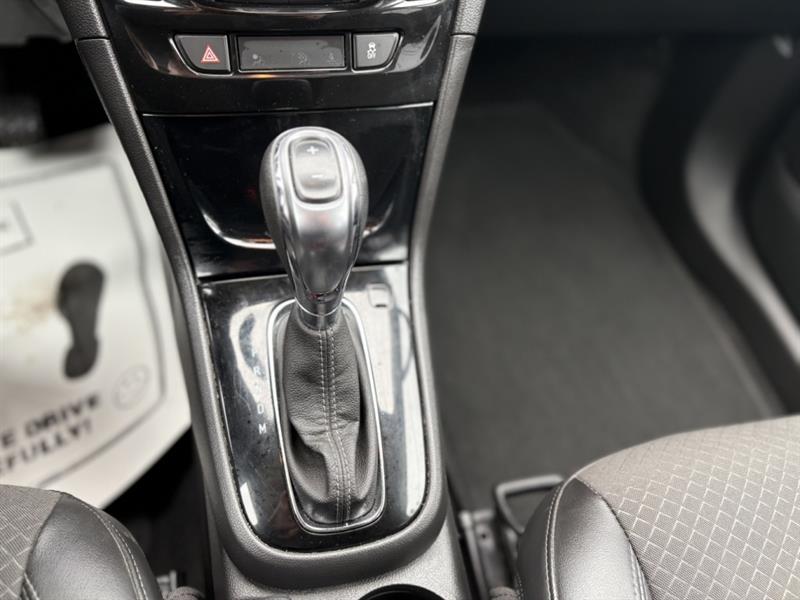 buick Encore 2018 - 11