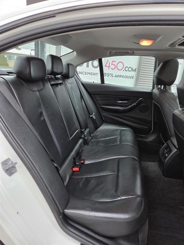 2015 Bmw 3 Series - Image 12