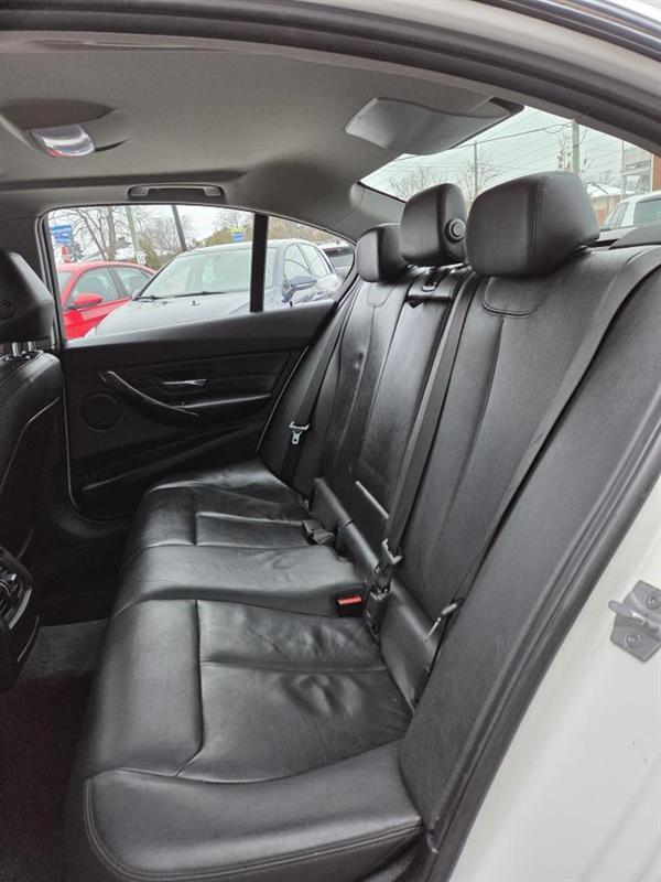 2015 Bmw 3 Series - Image 13