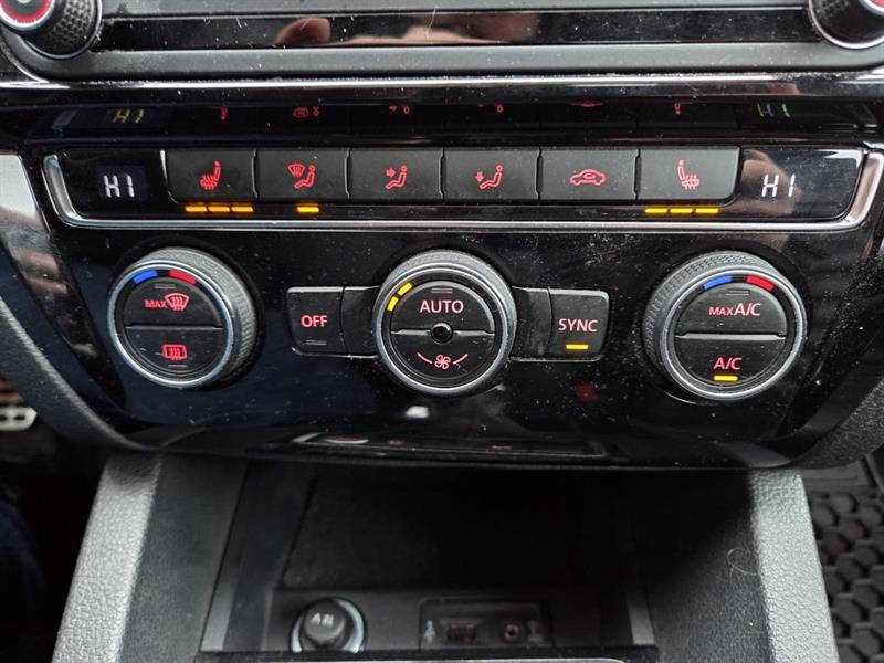 2017 Volkswagen Jetta - Image 22