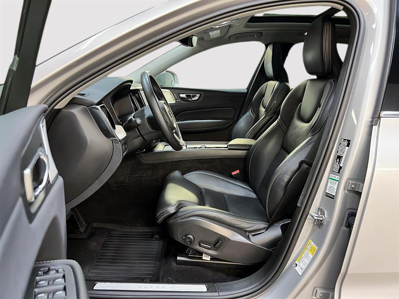 volvo XC60 2022 - 7