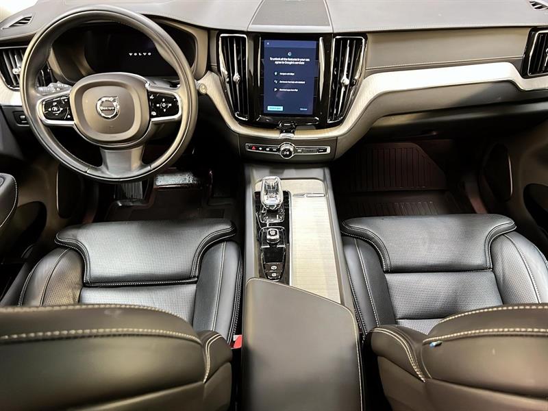 volvo XC60 2022 - 12