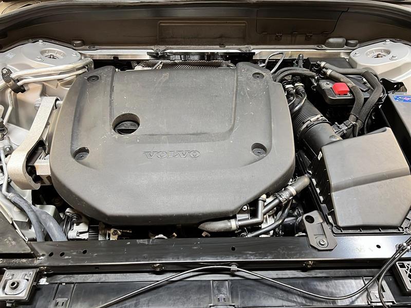 volvo XC60 2022 - 13
