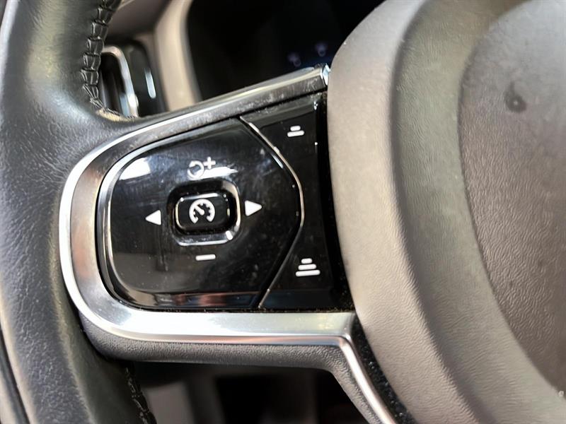 volvo XC60 2022 - 23