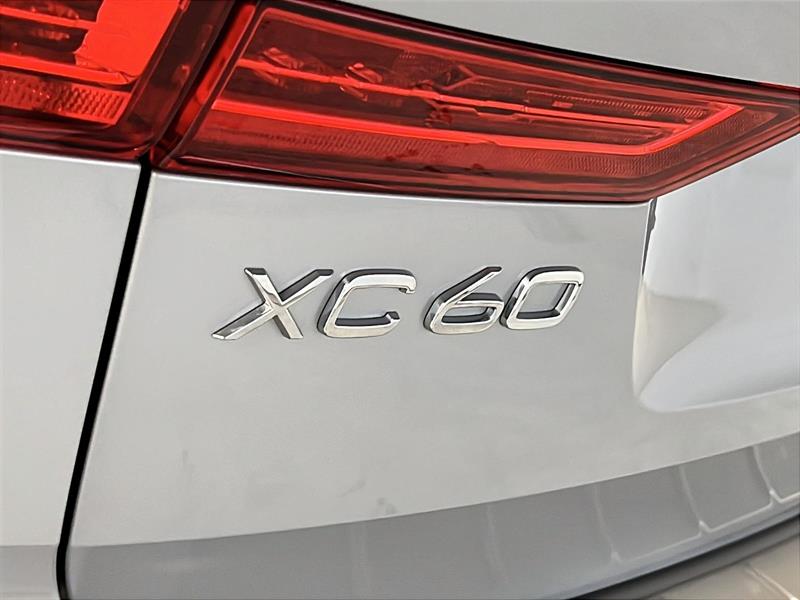 volvo XC60 2022 - 29