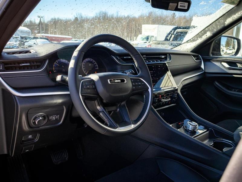 jeep Grand Cherokee 2025 - 8