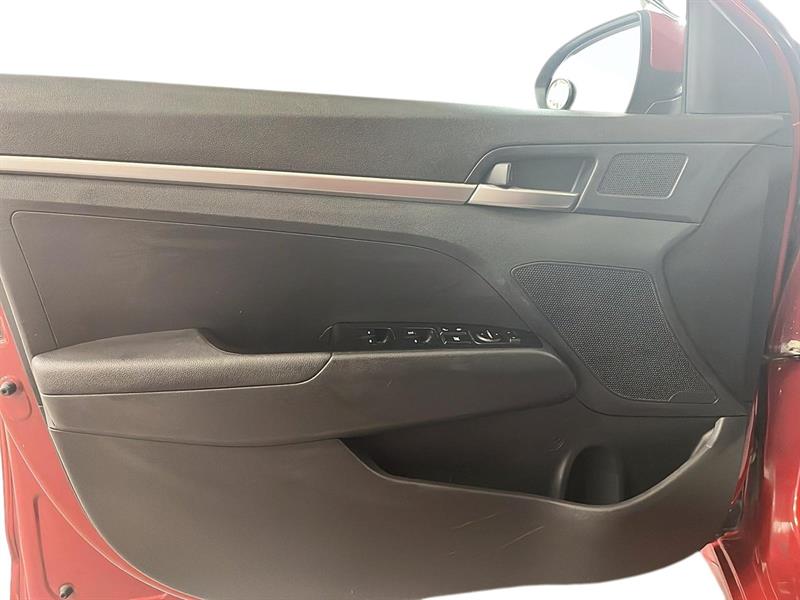 hyundai Elantra 2020 - 11