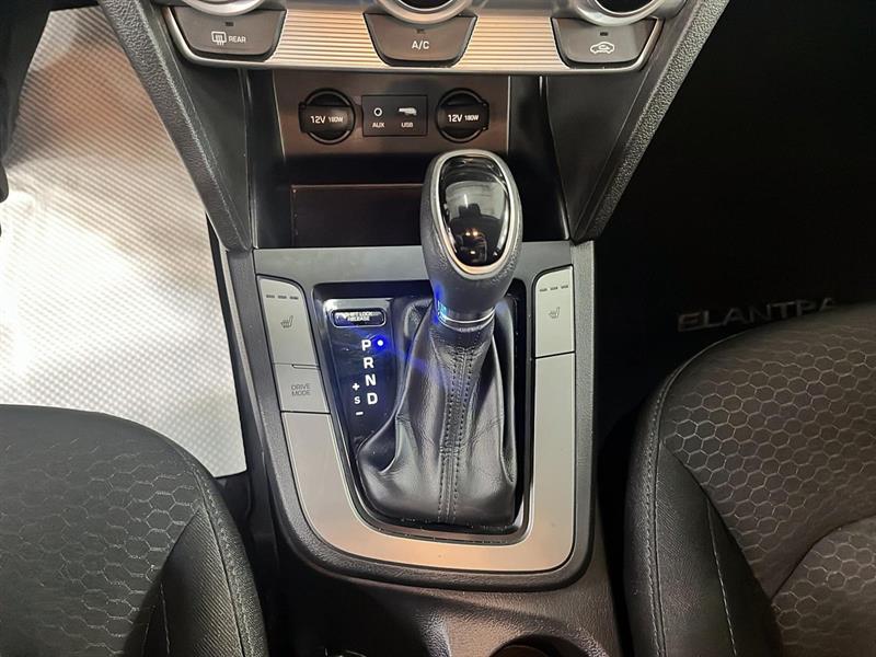 hyundai Elantra 2020 - 15