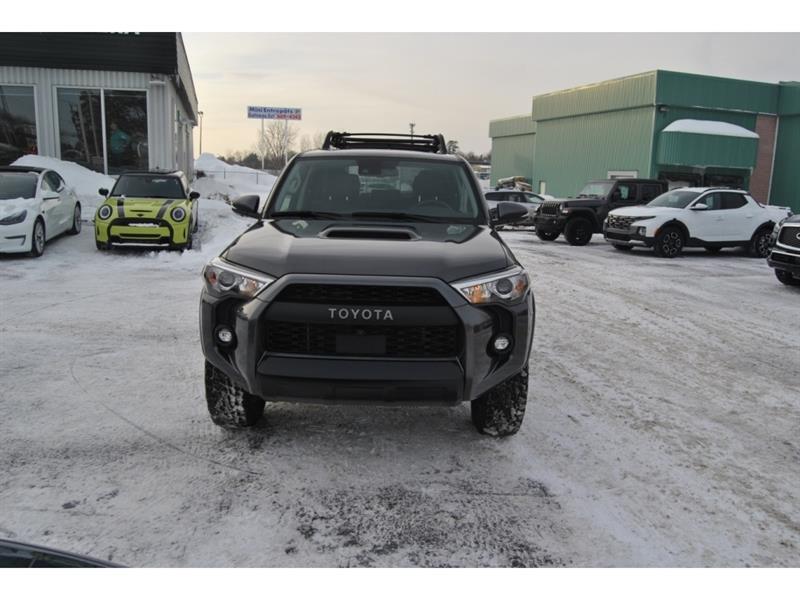 2022 Toyota 4Runner - Image 8