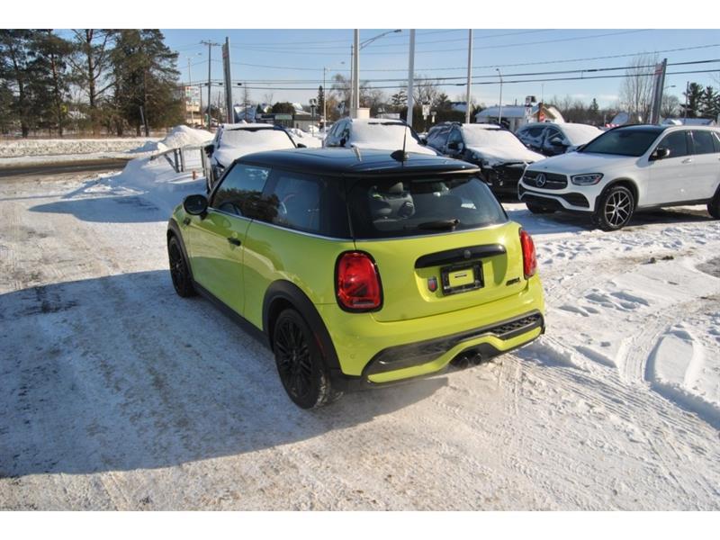 2023 Mini 3 Door - Image 3