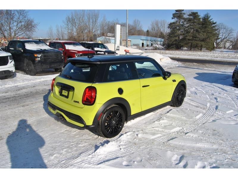 2023 Mini 3 Door - Image 5