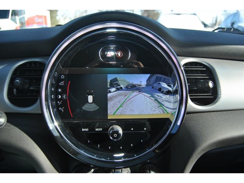 2023 Mini 3 Door - Image 17