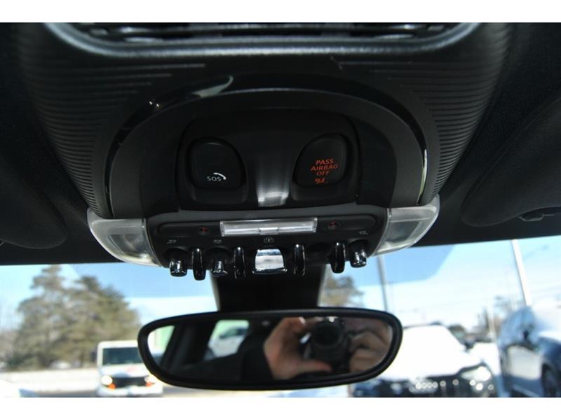 2023 Mini 3 Door - Image 21