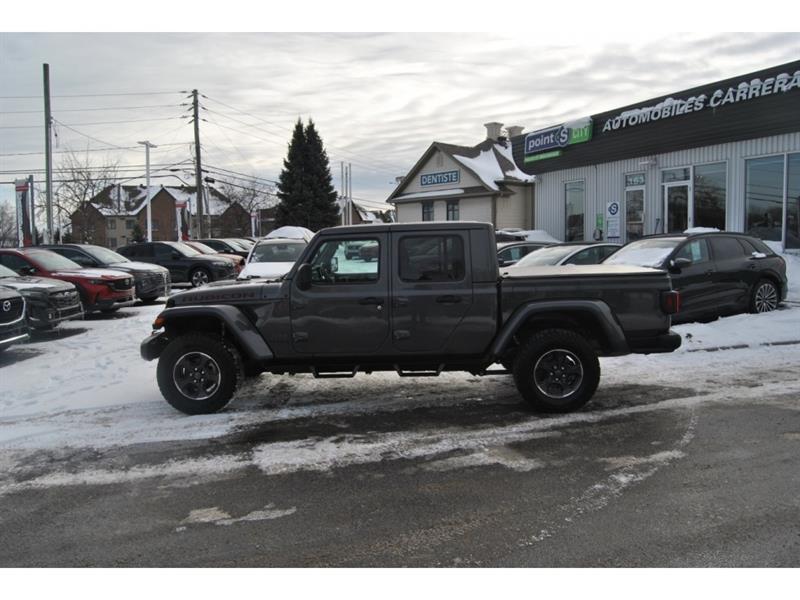 2022 Jeep Gladiator - Image 2