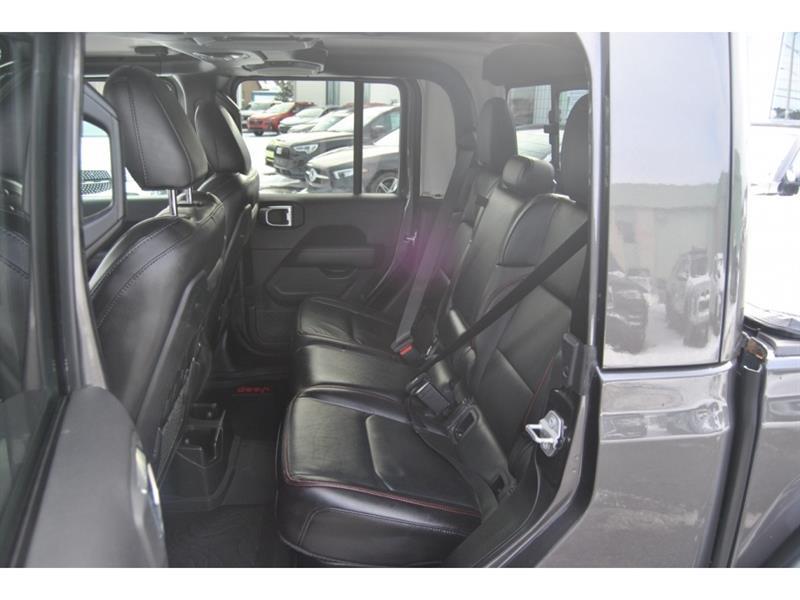 2022 Jeep Gladiator - Image 10