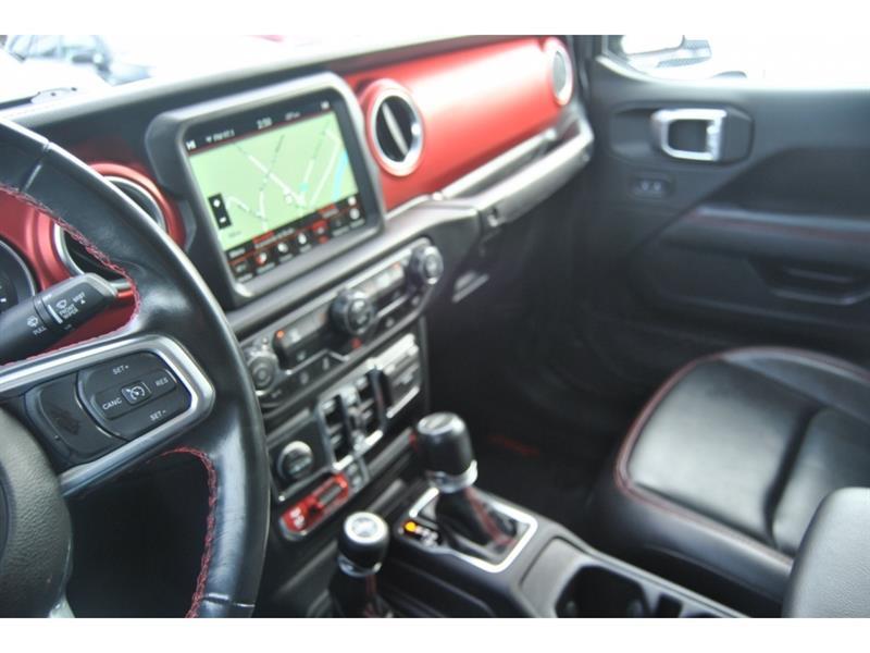 2022 Jeep Gladiator - Image 15